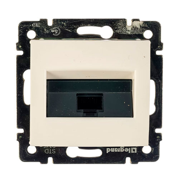 Информационная розетка Legrand Valene RJ45 UTP 5 кат 1 выход б/з белая - Электрика, НВА - Выключатели и розетки - Розетки - . Магазин оборудования для автономного и резервного электропитания Ekosolar.ru в Черкесске